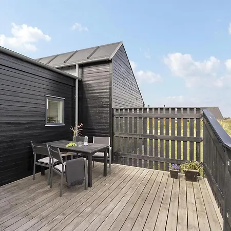 Damaskin - 300m From The Sea By Interhome *