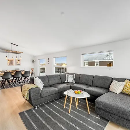 Damaskin - 300m From The Sea By Interhome Harboør